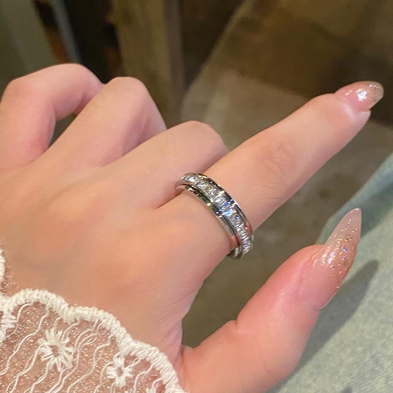 Anxiety Rings for Women and Men Titanium Steel Spinner Fidget Band Rings Cubic Zirconia Relieving Anxiety Wedding Promise Lucky Rings Comfort Fit Size 5 to 10
